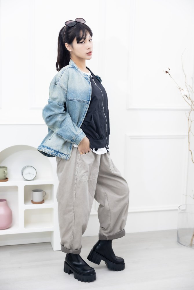 긴 바지 寬版直筒長褲／深灰色