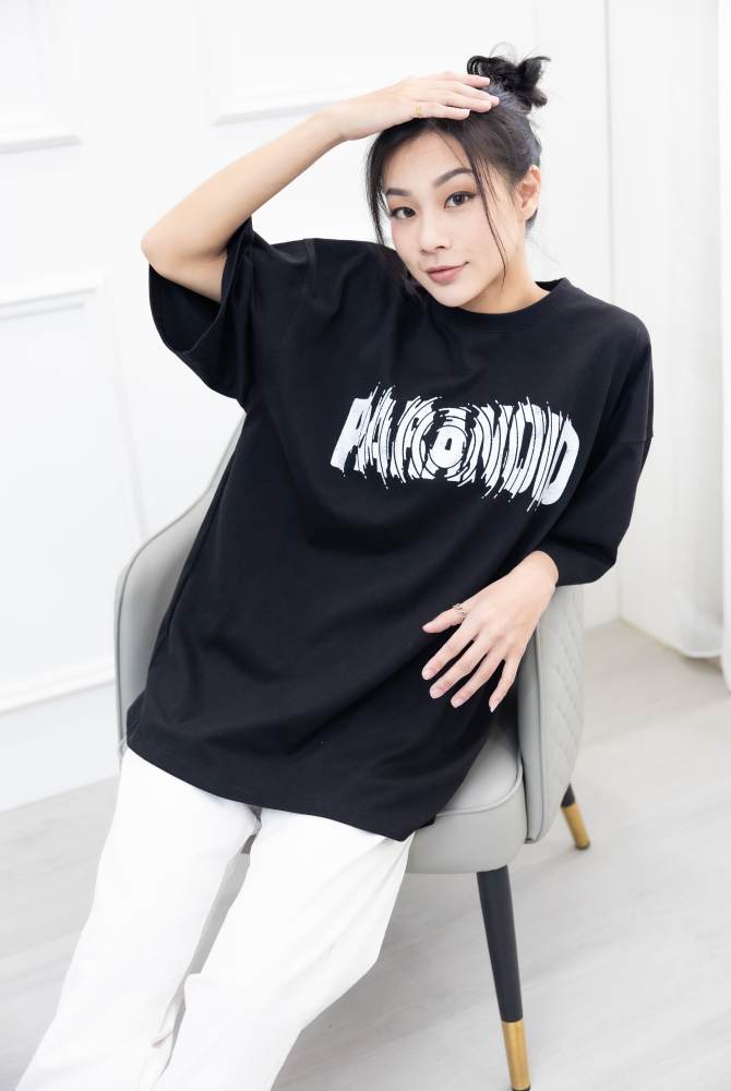 반팔 Paranoid 落肩短袖上衣／黑色