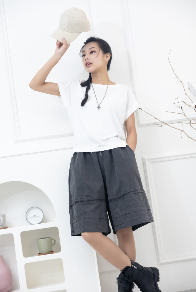 반바지 褲管層次設計短褲／黑色