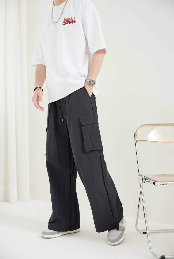 긴 바지 尼龍大口袋彈性長褲／黑色