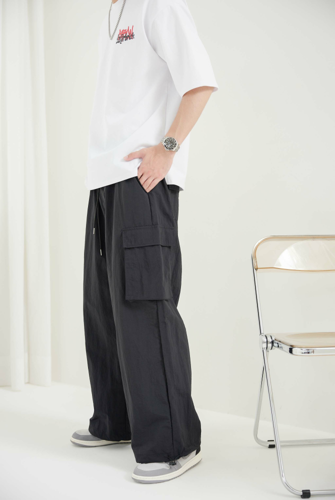 긴 바지 尼龍大口袋彈性長褲／黑色