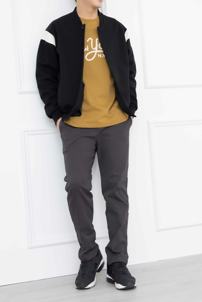 코트 肩膀拼接外套／黑色