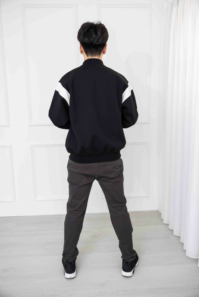 코트 肩膀拼接外套／黑色