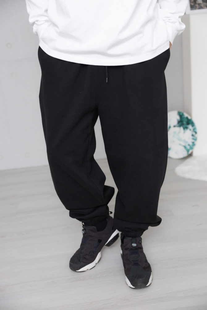긴 바지 鬆緊褲腳棉長褲／黑色