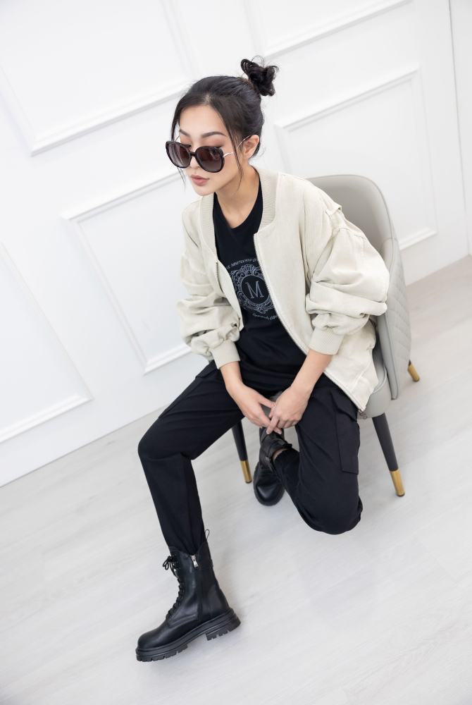 긴 바지 鬆緊合身大口袋長褲/黑色