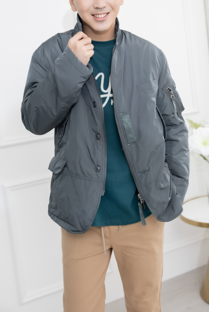 코트 防風立領外套／灰綠色