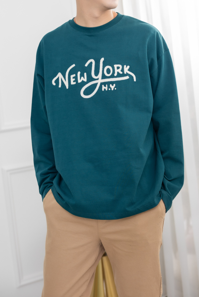 긴팔 紐約電繡字長袖上衣／綠色