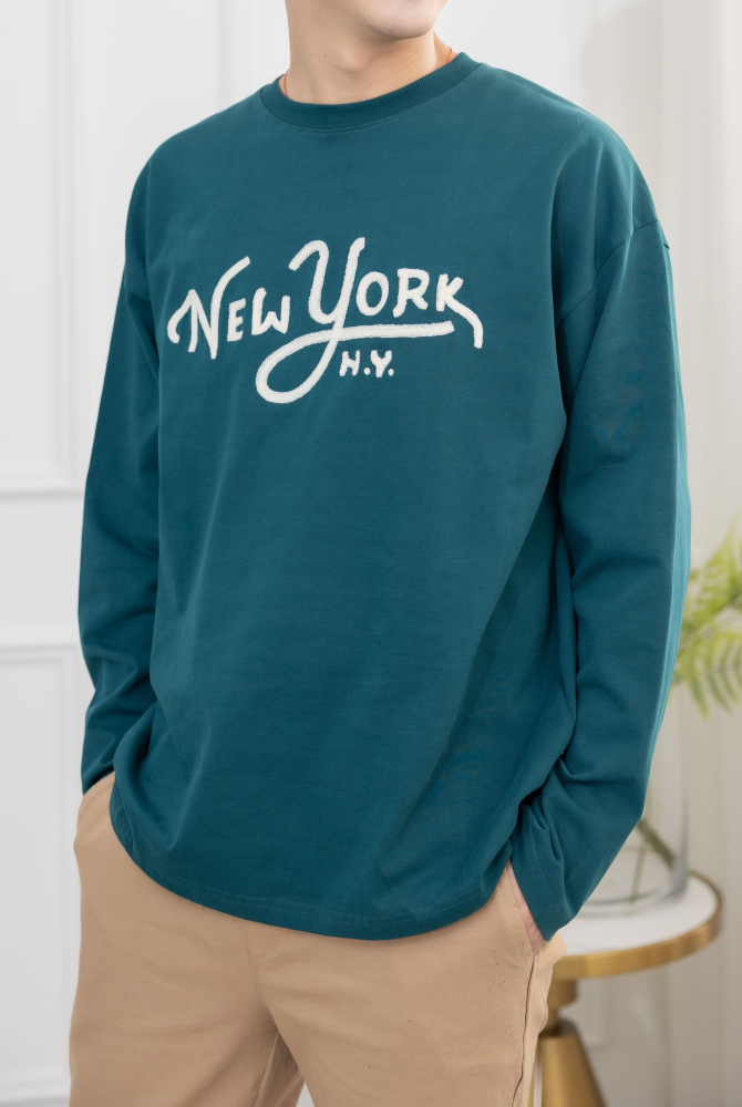 긴팔 紐約電繡字長袖上衣／綠色