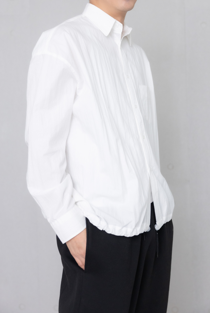 셔츠 下擺抽繩收束長袖襯衫／白色