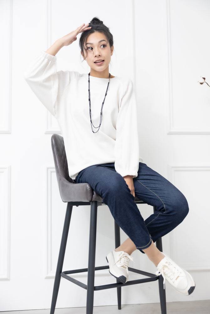 긴팔 下擺抽繩袖口束口七分袖上衣 / 米白色