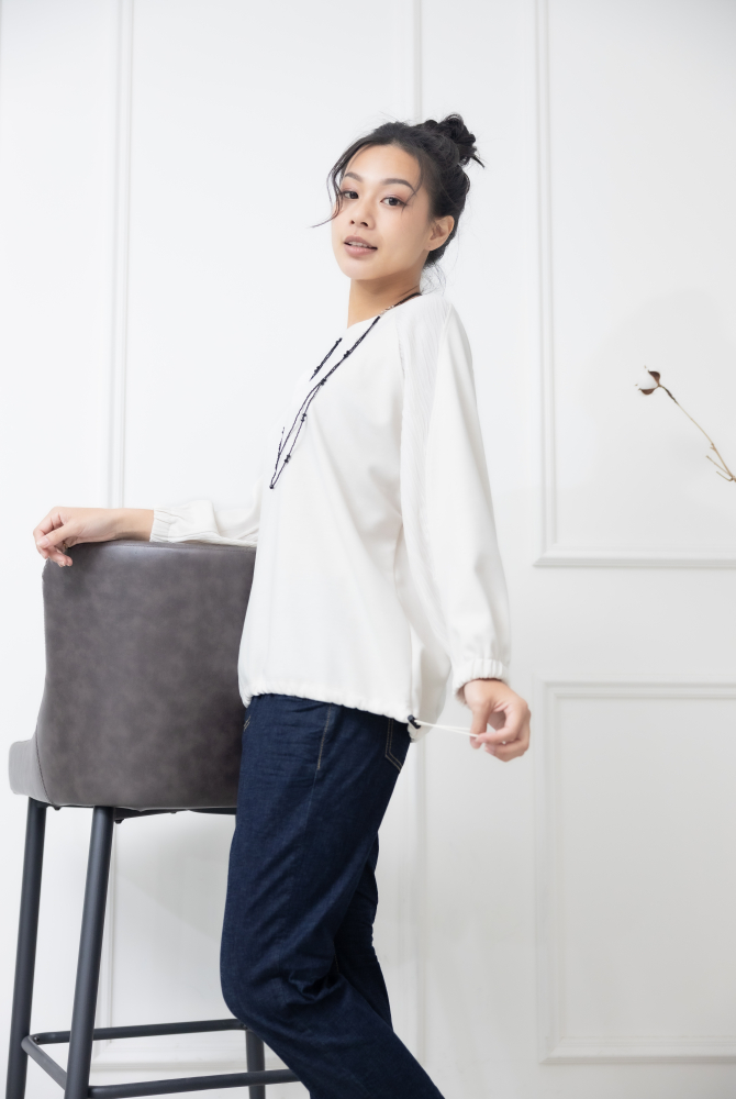 긴팔 下擺抽繩袖口束口七分袖上衣 / 米白色