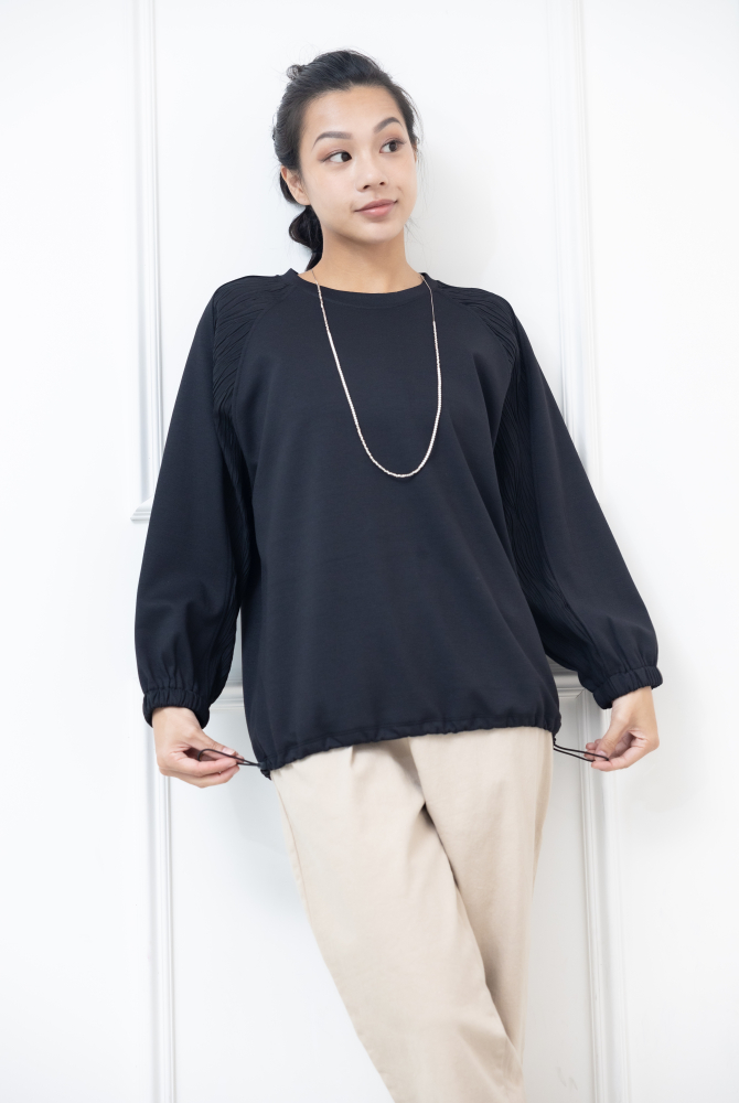 긴팔 下擺抽繩袖口束口七分袖上衣 / 黑色