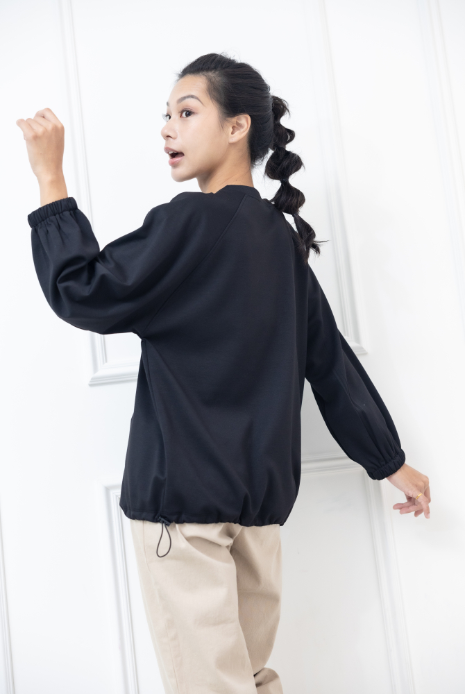 긴팔 下擺抽繩袖口束口七分袖上衣 / 黑色