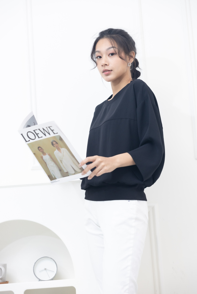 긴팔 落肩羅紋織下擺七分袖上衣 / 黑色