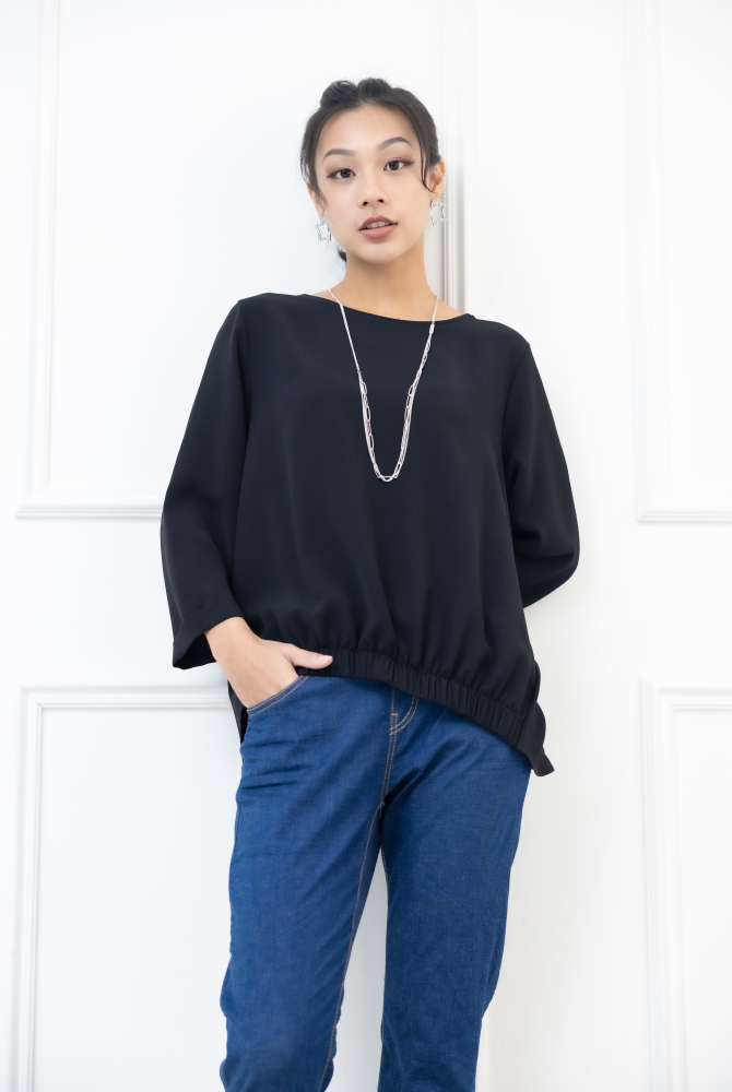 긴팔 下擺鬆緊七分袖上衣 / 黑色