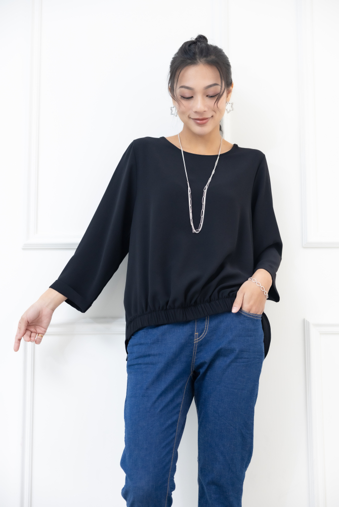 긴팔 下擺鬆緊七分袖上衣 / 黑色