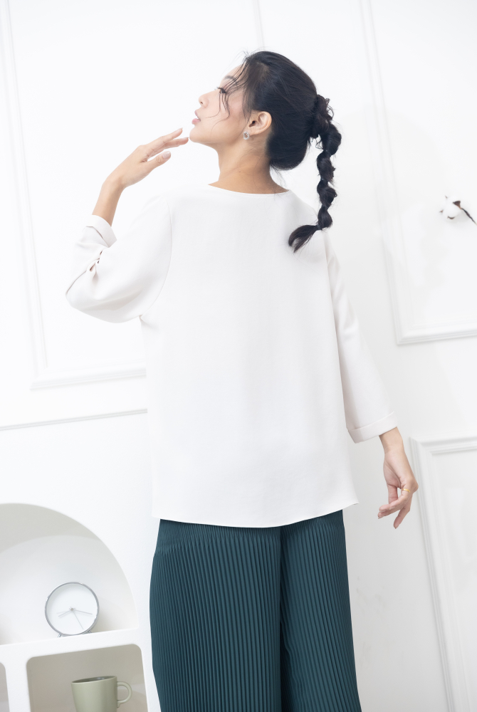 긴팔 下擺鬆緊七分袖上衣 / 杏色