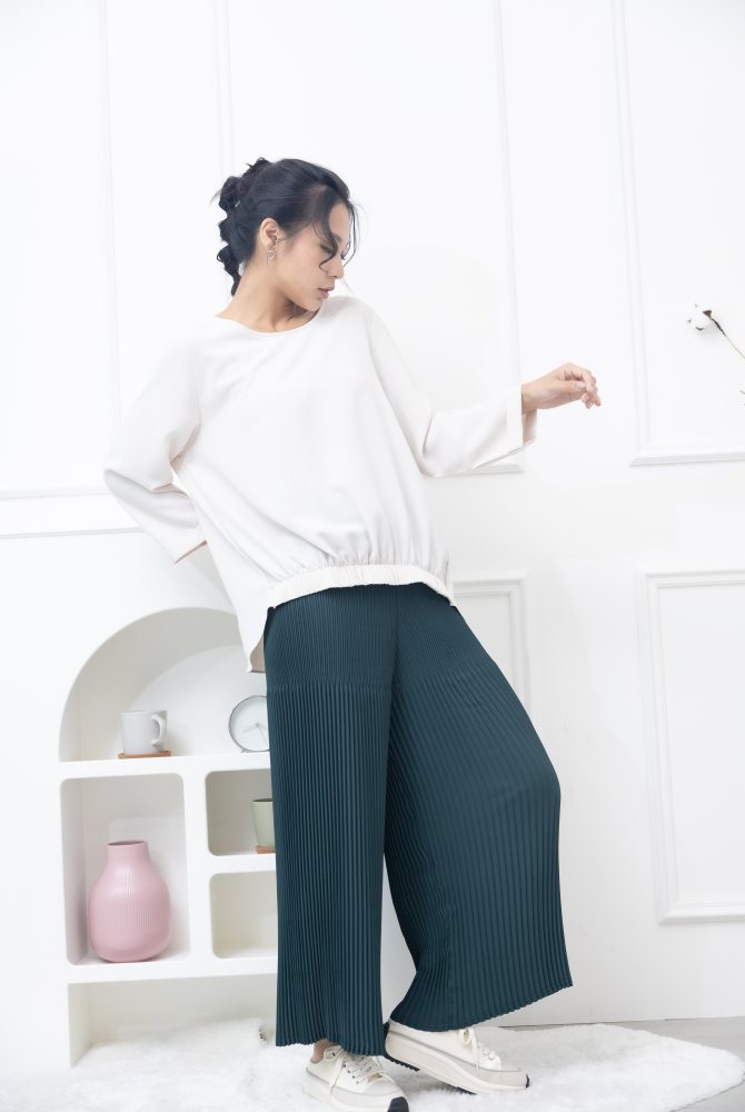 긴팔 下擺鬆緊七分袖上衣 / 杏色