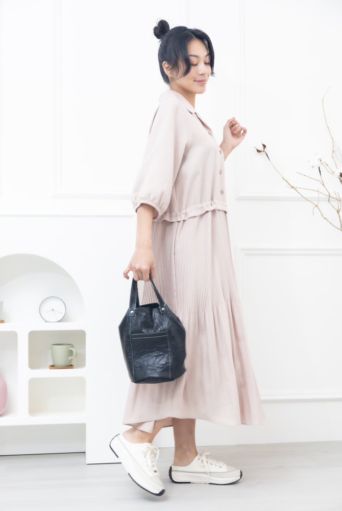 원피스 百褶傘裙假二件洋裝 / 奶茶色