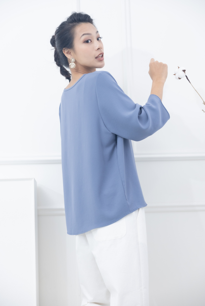긴팔 黑車縫線襟片七分袖上衣 / 煙藍色