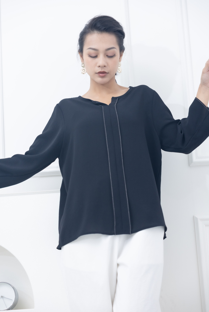 긴팔 黑車縫線襟片七分袖上衣 / 黑色