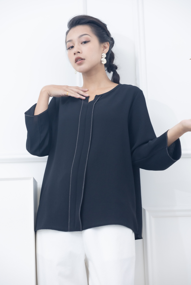 긴팔 黑車縫線襟片七分袖上衣 / 黑色