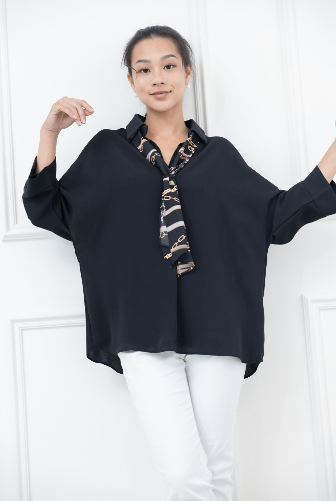 긴팔 立領落肩七分袖上衣(附領巾 ) / 黑色