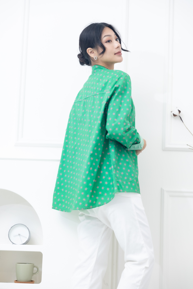 긴팔 粉花立領長袖襯衫 / 綠色