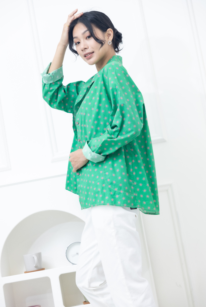 긴팔 粉花立領長袖襯衫 / 綠色