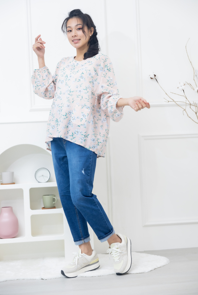 긴 바지 鈕扣黃色縫線牛仔褲 / 深藍色