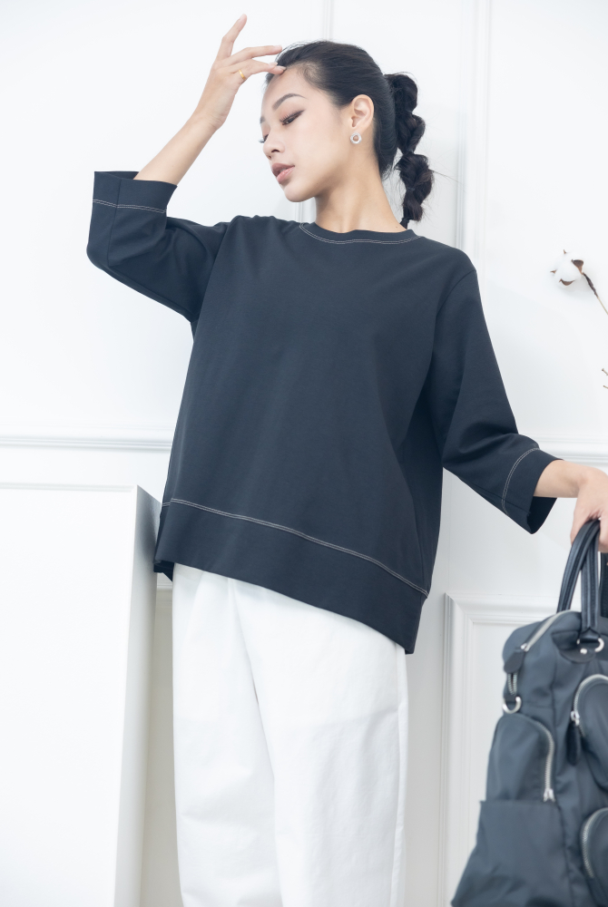 긴팔 撞色車縫線後壓褶上衣 / 黑色