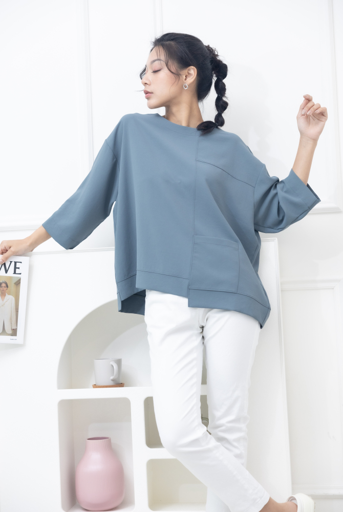 긴팔 圓領單口袋下擺不對稱上衣 / 莫蘭迪綠色