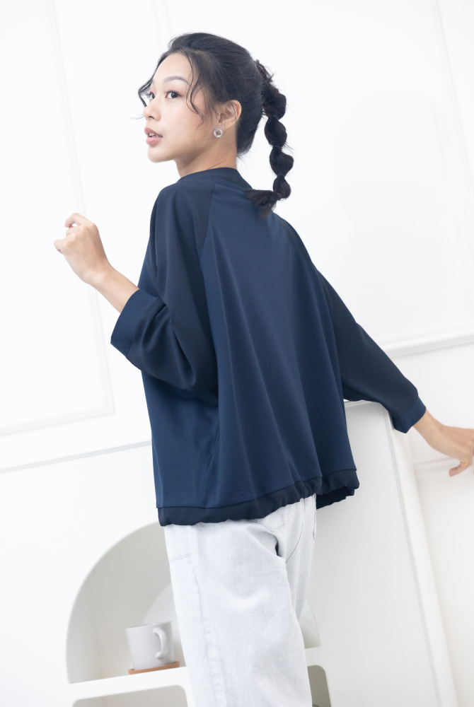 긴팔 黑色拼接下擺抽繩上衣 /藍色