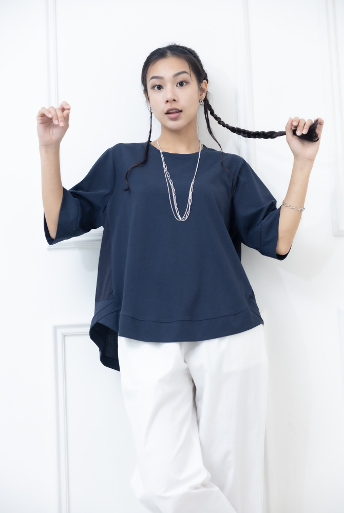 반팔 mlu mlu刺繡袖子短袖上衣 /藍色拼黑色