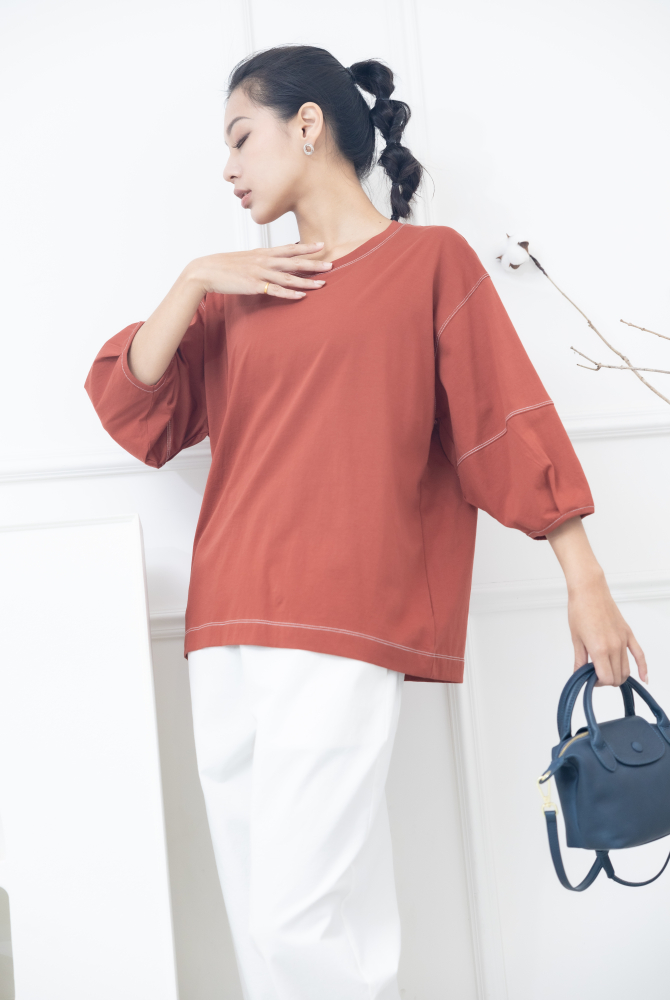 반팔 袖子下擺白色縫線五分袖上衣 / 暗橘色