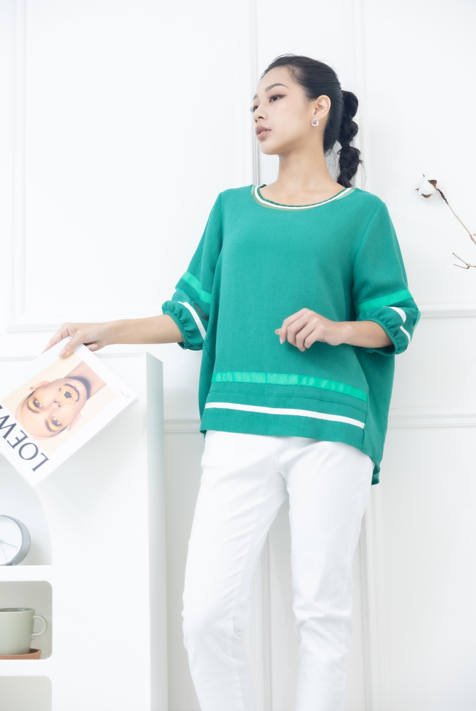 반팔 袖子網狀白色線條前短後長上衣 / 綠色