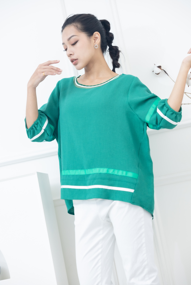 반팔 袖子網狀白色線條前短後長上衣 / 綠色