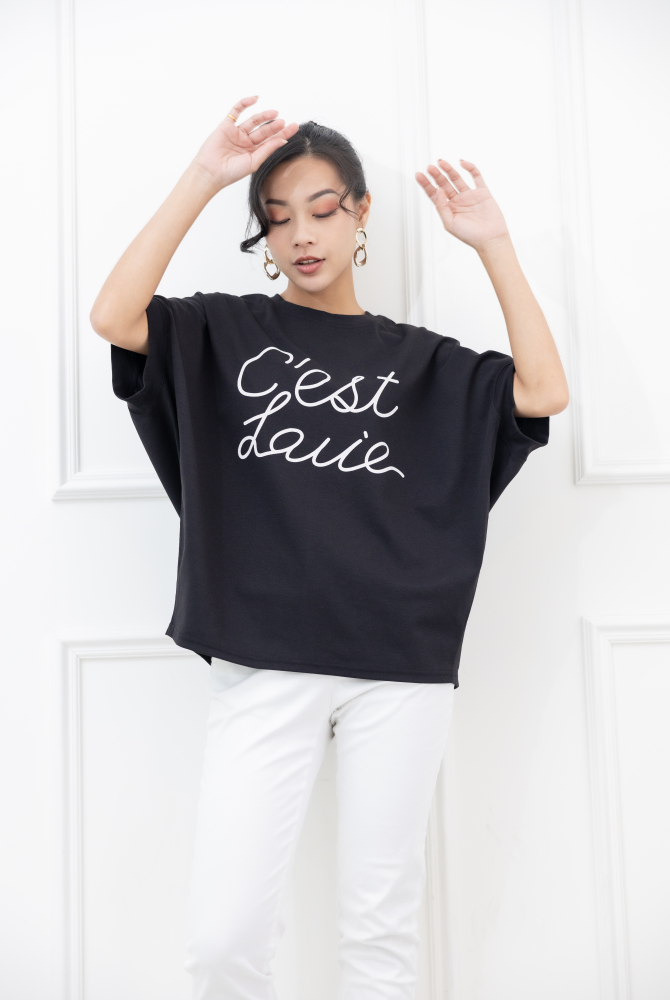 반팔 白色cest lavie字寬鬆上衣 / 黑色