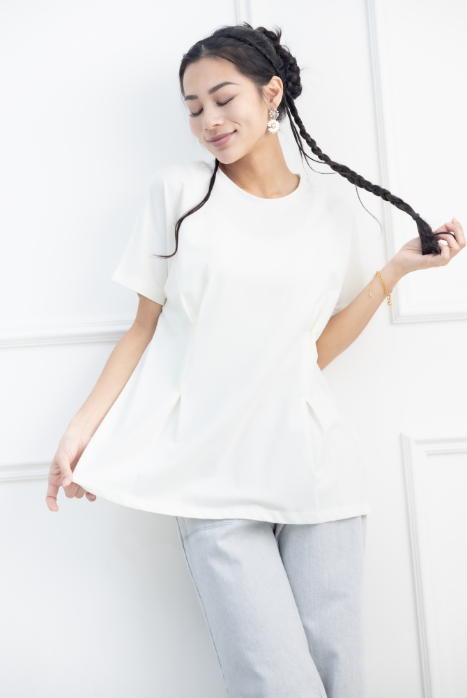 반팔 前面腰處打摺素面上衣 / 淺黃色