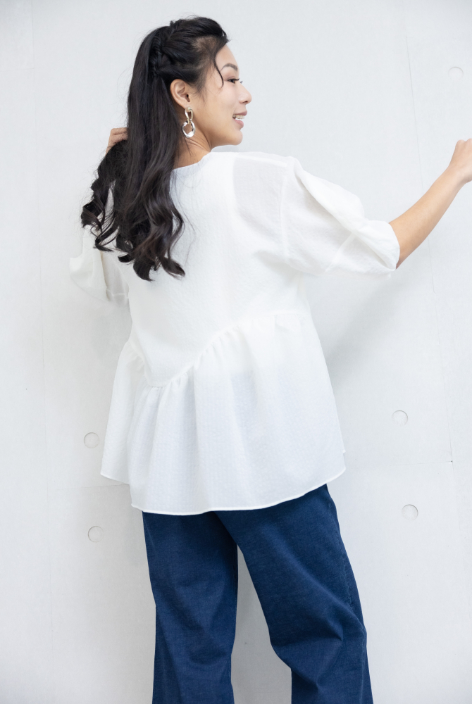 반팔 半透傘狀短袖上衣 / 白色