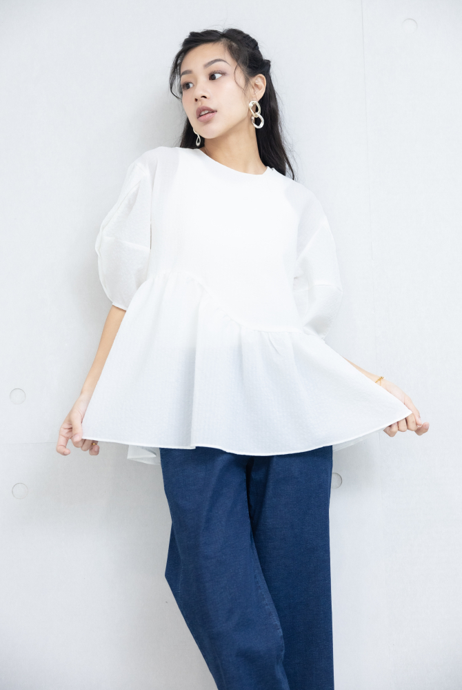 반팔 半透傘狀短袖上衣 / 白色