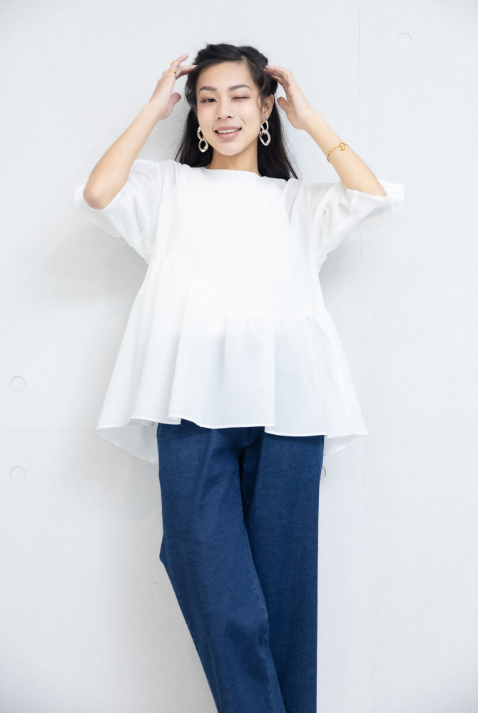 반팔 半透傘狀短袖上衣 / 白色