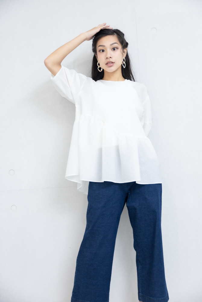 반팔 半透傘狀短袖上衣 / 白色