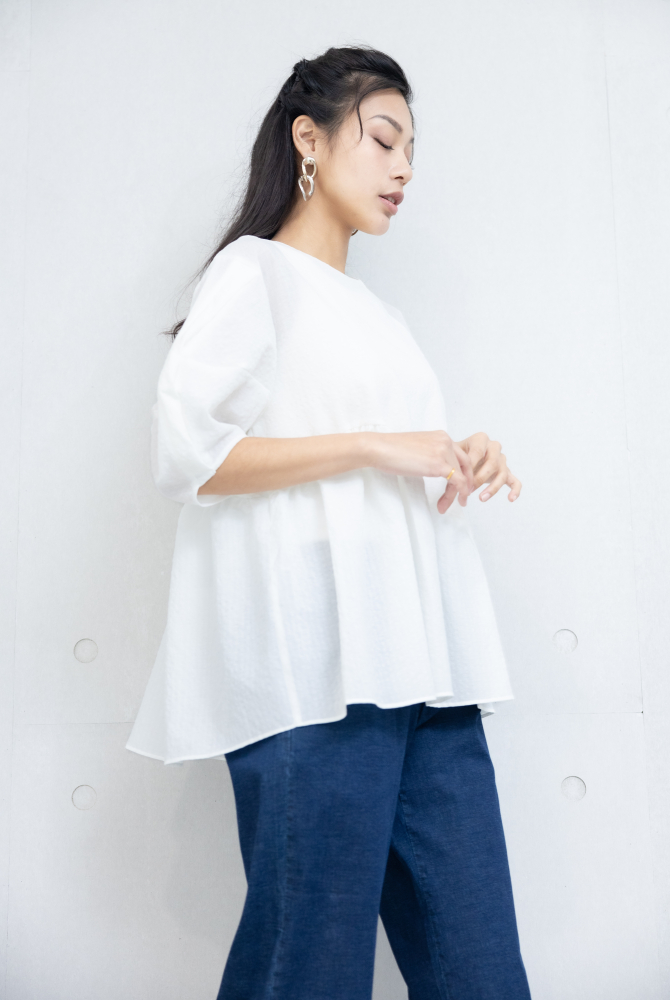 반팔 半透傘狀短袖上衣 / 白色
