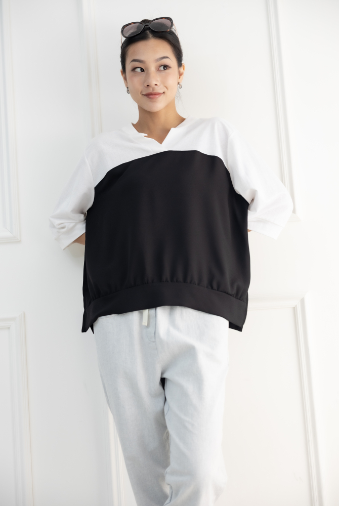 반팔 拼接白色異材質短袖上衣 / 黑色