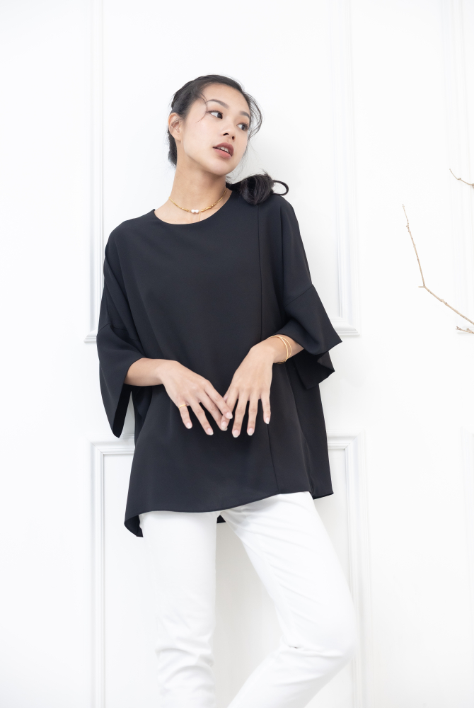 반팔 袖子開衩素色雪紡上衣 / 黑色