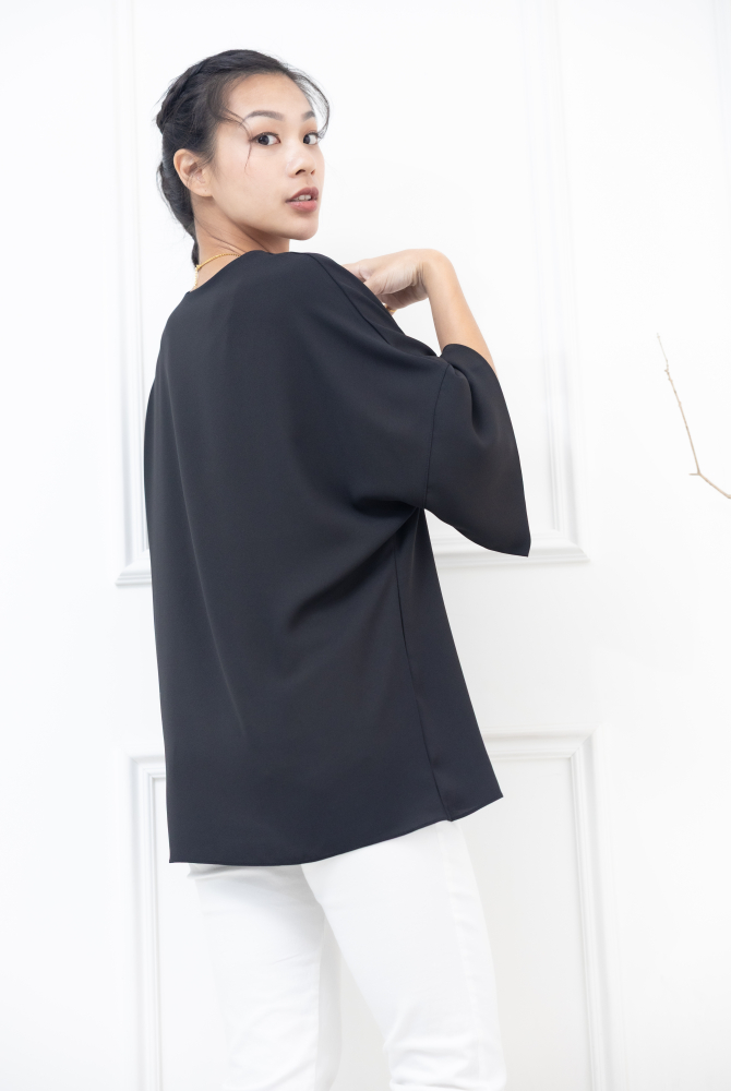 반팔 袖子開衩素色雪紡上衣 / 黑色