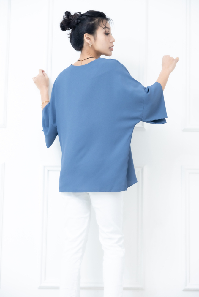 반팔 袖子開衩素色雪紡上衣 / 藍色