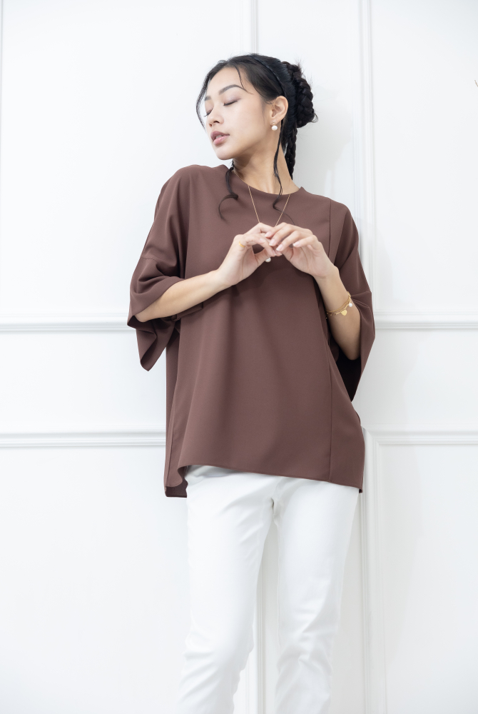 반팔 袖子開衩素色雪紡上衣 / 咖啡色