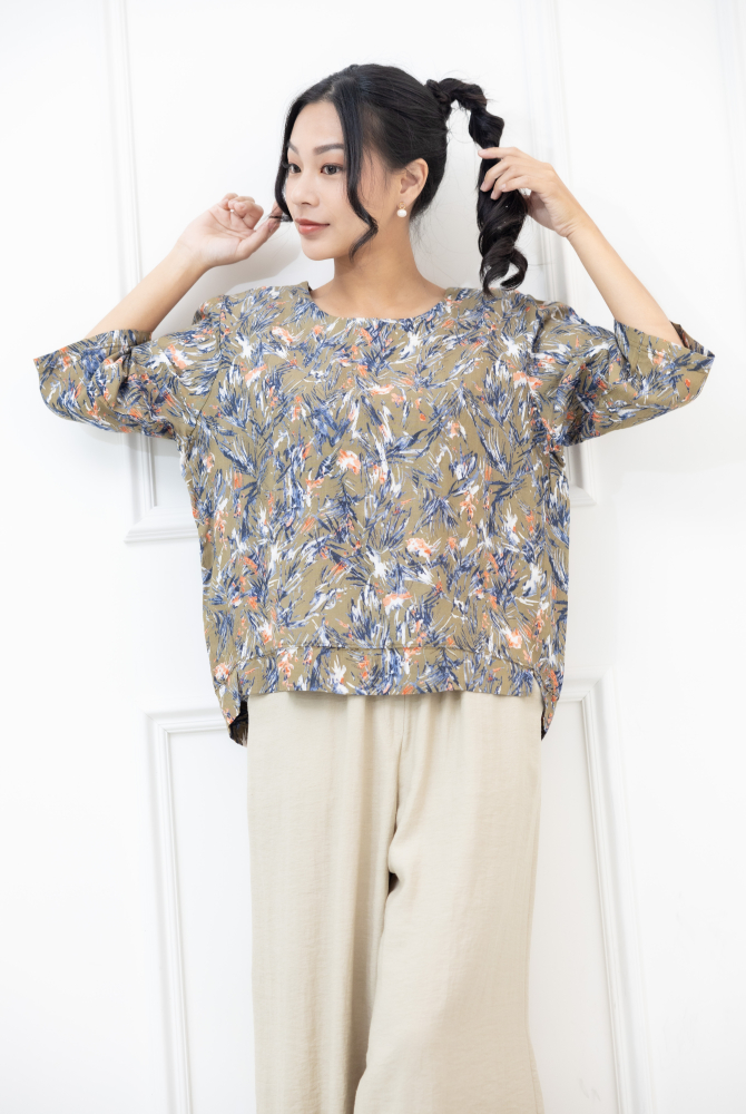 긴팔 滿版植物七分袖上衣 / 綠色